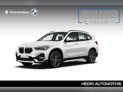 BMW X1 - sDrive18i | Sportline | Trekhaak | Wit metallic | Navi Plus | HiFi | Head up