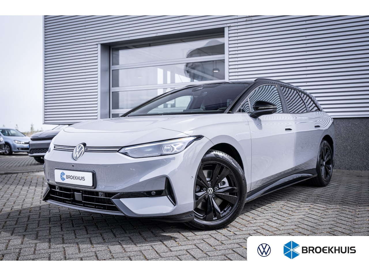Volkswagen ID.7 Tourer - Limited Edition 77 kWh | Lichtmetalen velgen 5-spaaks 19" | Trekhaak elektrisch uitklapbaa - AutoWereld.nl