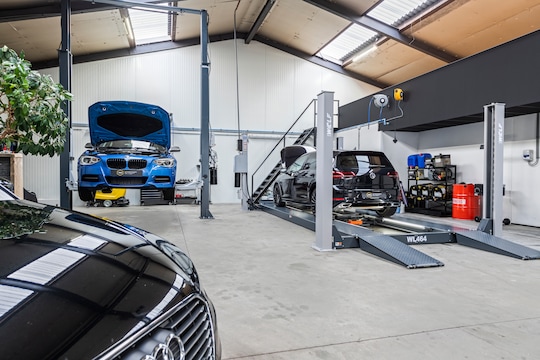 Van Doesburg Automotive