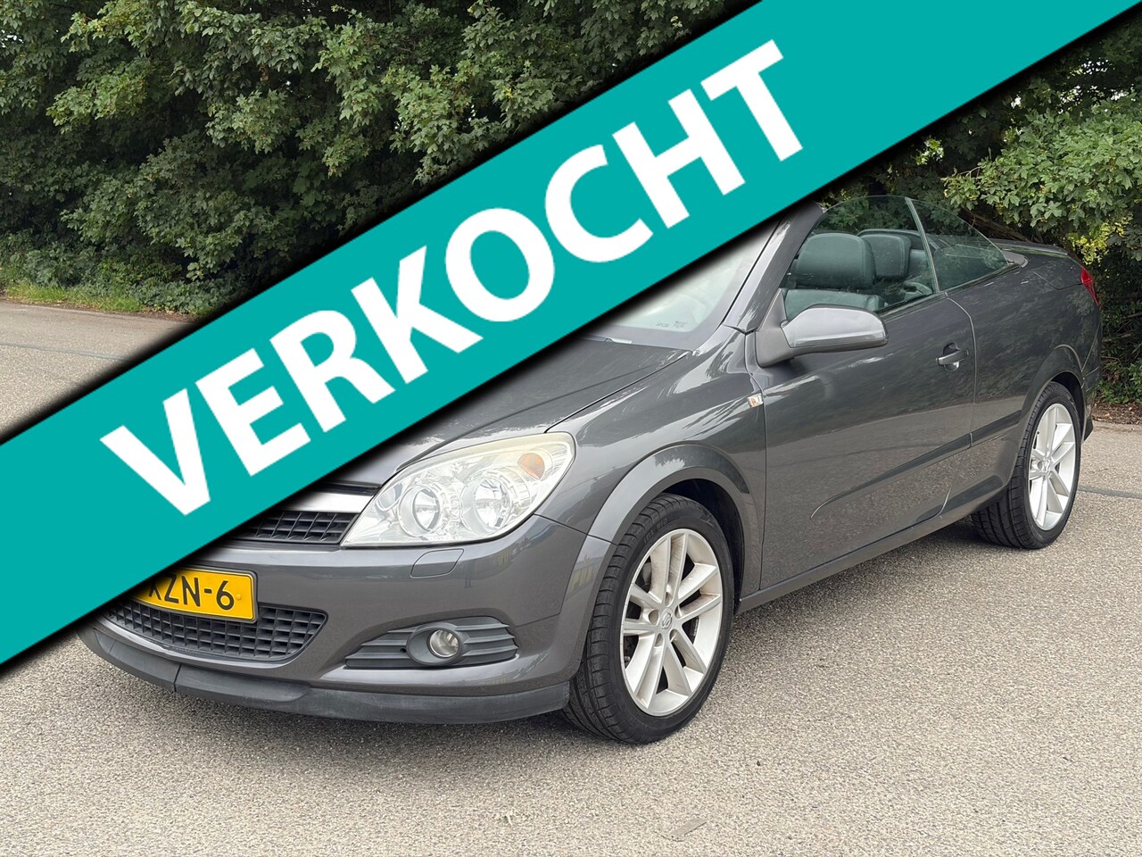 Opel Astra TwinTop - 1.6 Cosmo Airco! Cabrio! Nw APK! Leder! 2009! - AutoWereld.nl