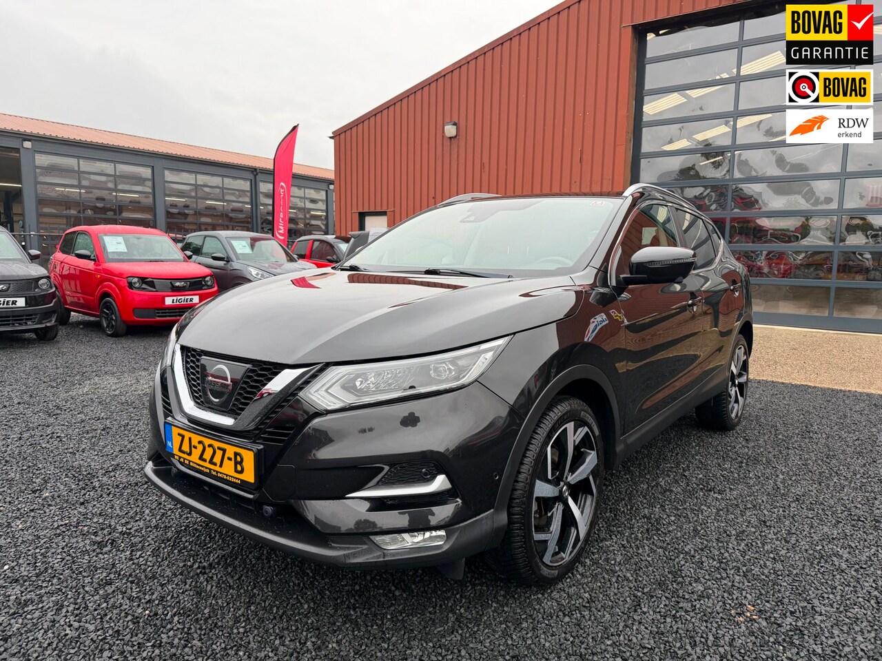 Nissan Qashqai - 1.2 115 TEKNA DIG-T - AutoWereld.nl