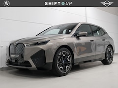 BMW iX - xDrive40 Sport Laser | Soft Close