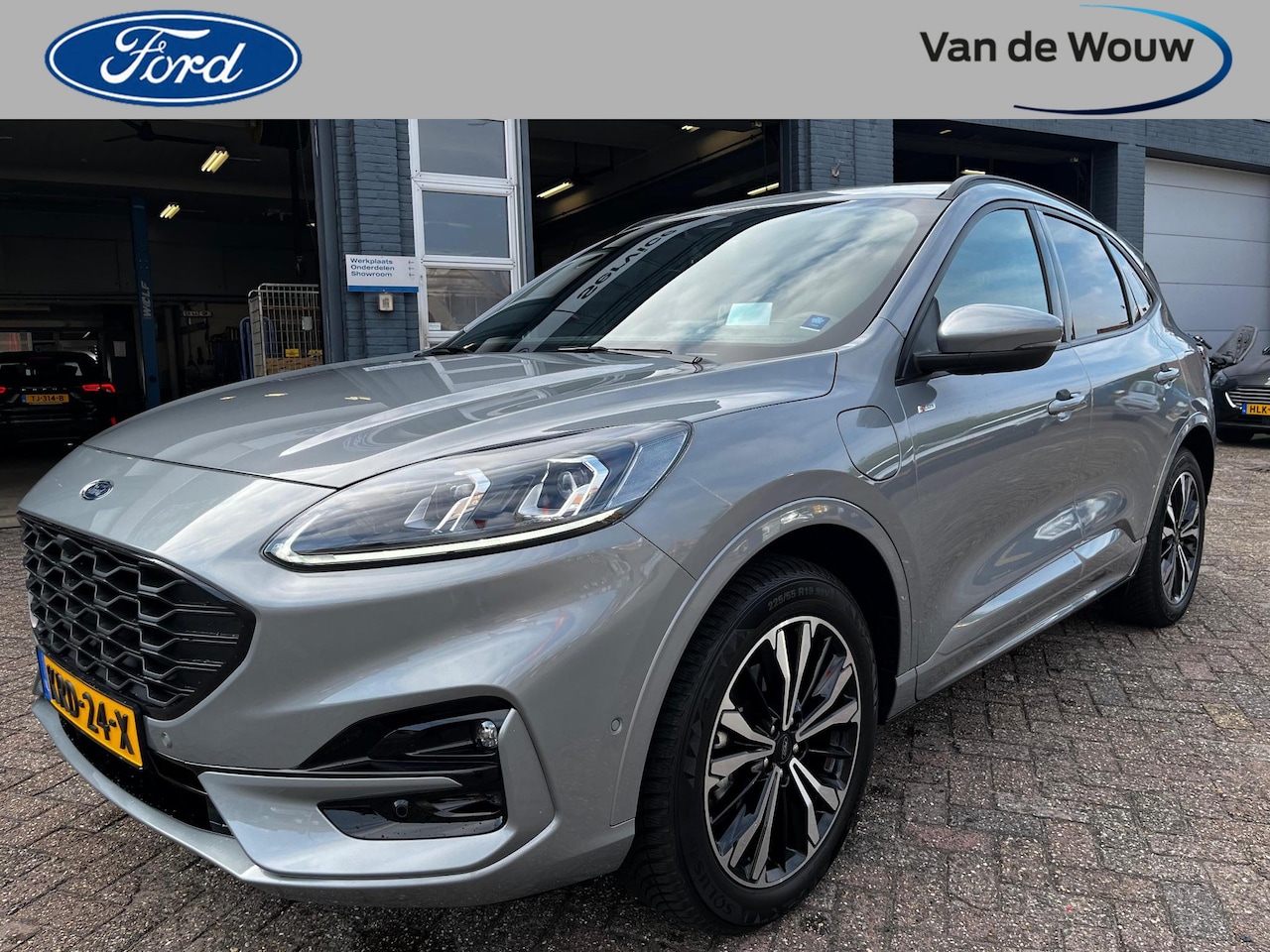 Ford Kuga - 2.5 PHEV ST-Line X | BOMVOL | RIJKLAAR | - AutoWereld.nl