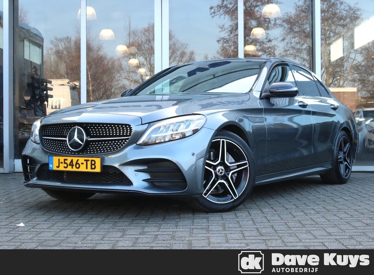 Mercedes-Benz C-klasse - 180 AMG Line | Night edition | Apple Carplay | Trekhaak - AutoWereld.nl