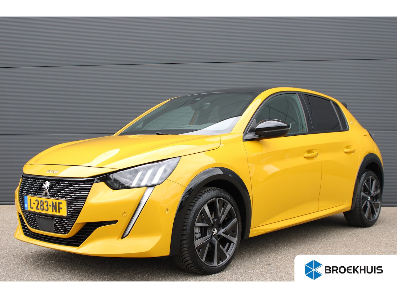 Peugeot 208 - 1.2 PureTech 130pk EAT8 GT Pack | Automaat | Navigatie | Camera | Alcantara | Stoelverwarm - AutoWereld.nl