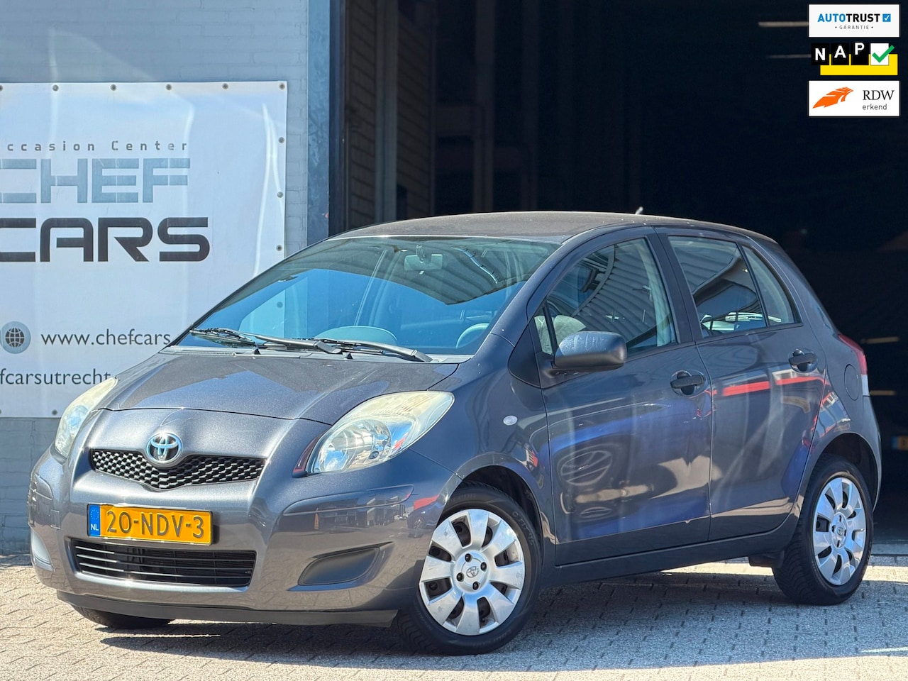 Toyota Yaris - 1.3|NAP|AIRCO|NIEUWEAPK|BEURT|5DEURS|2EIGENAAR! - AutoWereld.nl