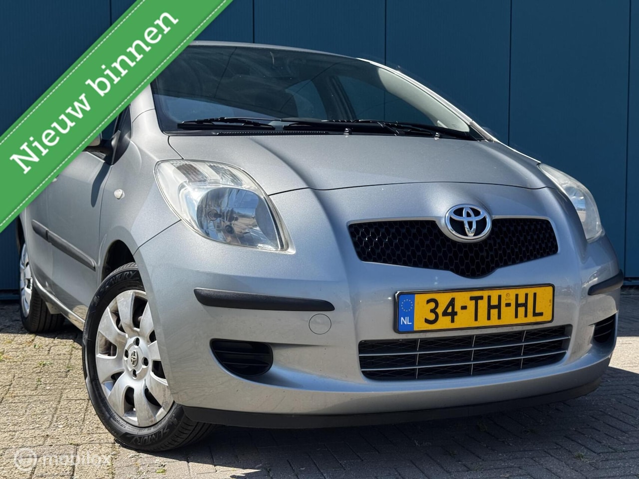 Toyota Yaris - 1.3 VVTi Sol 5Drs Airco Trekhaak APK 02-07-2027 - AutoWereld.nl