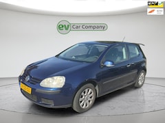 Volkswagen Golf - 1.6 FSI Comfortline | Nieuwe apk-keuring | Goed onderhouden | Airco | Cruise Control | Tre
