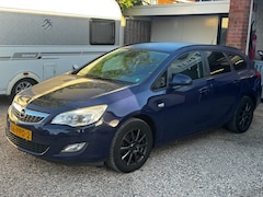 Opel Astra - 1.4 TURBO EDITION trekhaak, airco, cruise