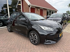 Toyota Yaris - 1.5 HYBRIDE DYNAMIC Orig. NL/Camera/Climate Control