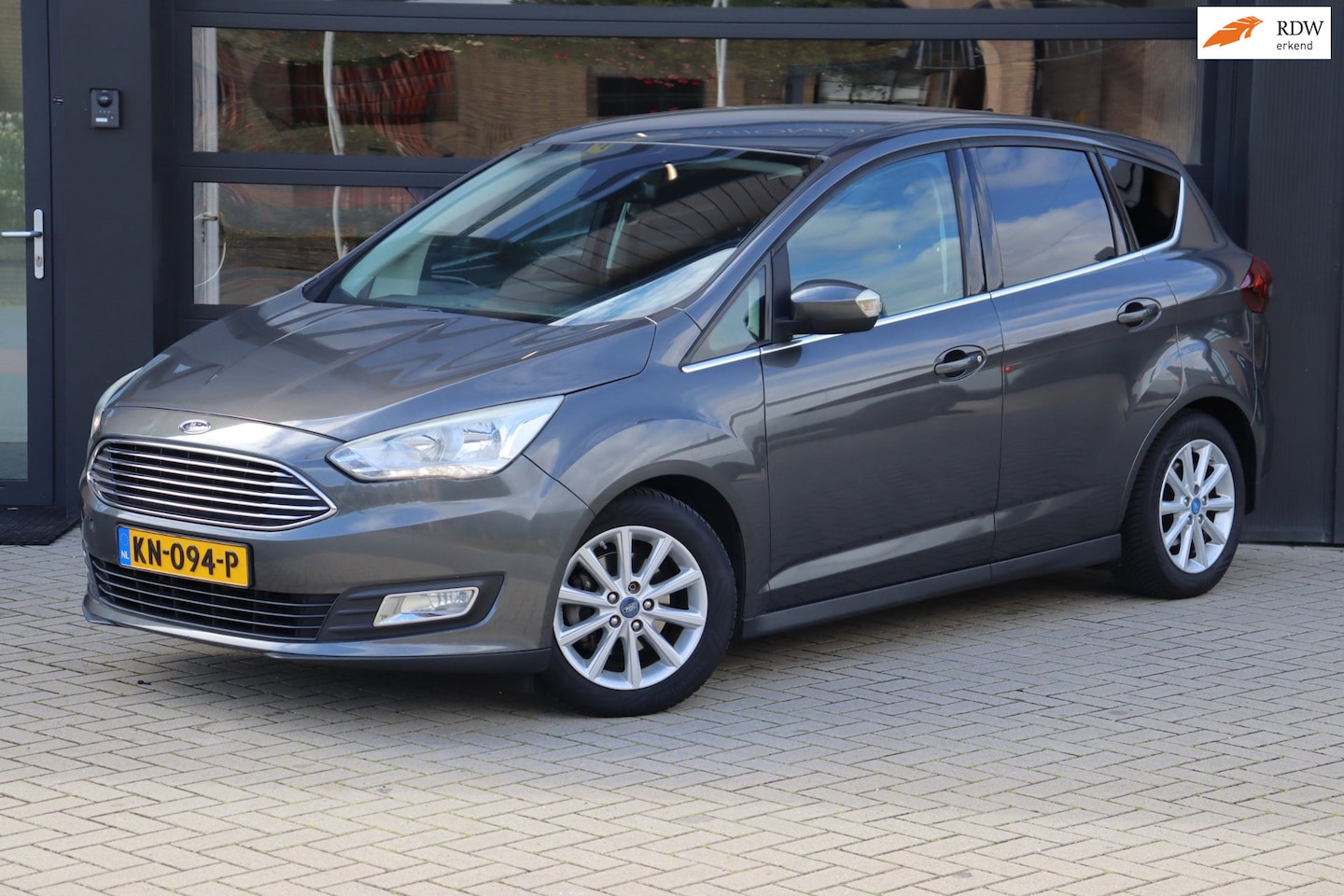 Ford C-Max - 1.0 Titanium | Volledig Onderhouden | Riem Vervangen | Stoel/Stuur Verwarming | Clima | Cr - AutoWereld.nl