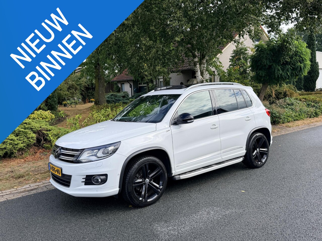Volkswagen Tiguan - 1.4 TSI 160PK DSG 3x R-Line•Pano - AutoWereld.nl