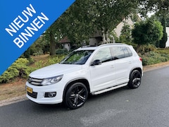 Volkswagen Tiguan - 1.4 TSI 160PK DSG 3x R-Line•Pano