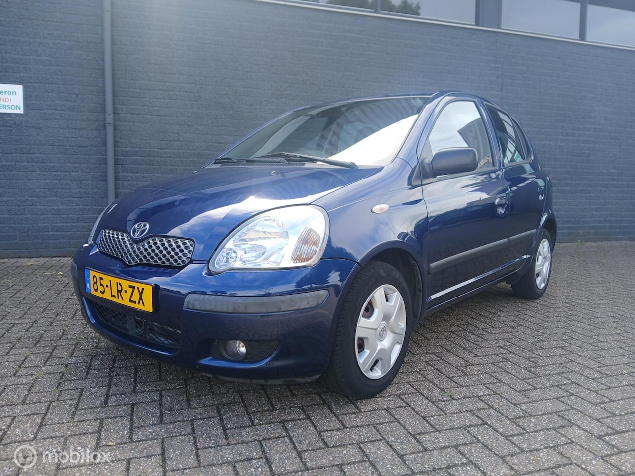 Toyota Yaris - 1.3 VVT-i 94.000Km Nap/Dealer onderhouden/Apk 09-'27 - AutoWereld.nl