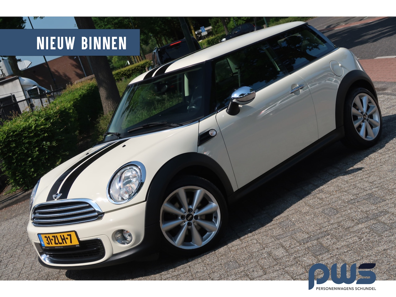 MINI 3-Deurs - 1.6 One Kite White Navi / Clima / Cruise / 119 dkm! - AutoWereld.nl