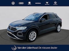 Volkswagen T-Roc - 1.5 TSI Life Edition | Multimedia Pakket | Camera |