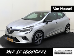 Renault Clio - 1.6 E-Tech Hybrid 140 Limited | airco automatisch | Apple Carplay/Android | cruise control