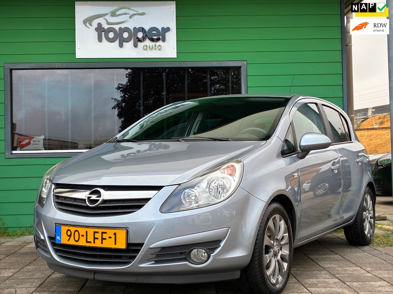 Opel Corsa - 1.2-16V '111' Edition|CruiseControl|Airco|Elektr.ramen|LM-Velgen|Nieuwe APK|NAP| - AutoWereld.nl
