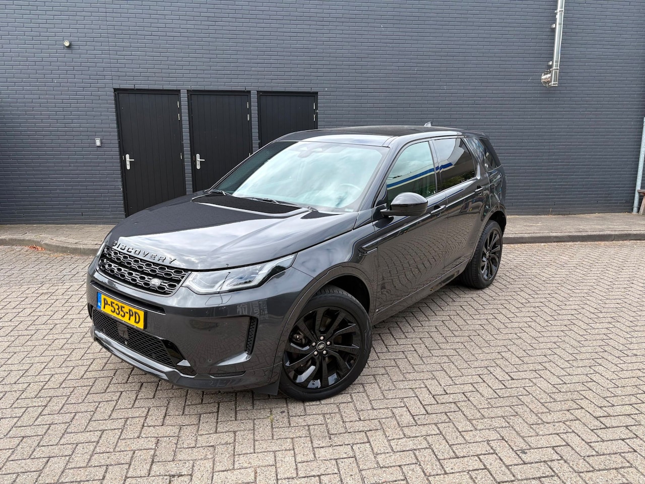 Land Rover Discovery Sport - P300e 1.5 R-Dynamic HSE - AutoWereld.nl