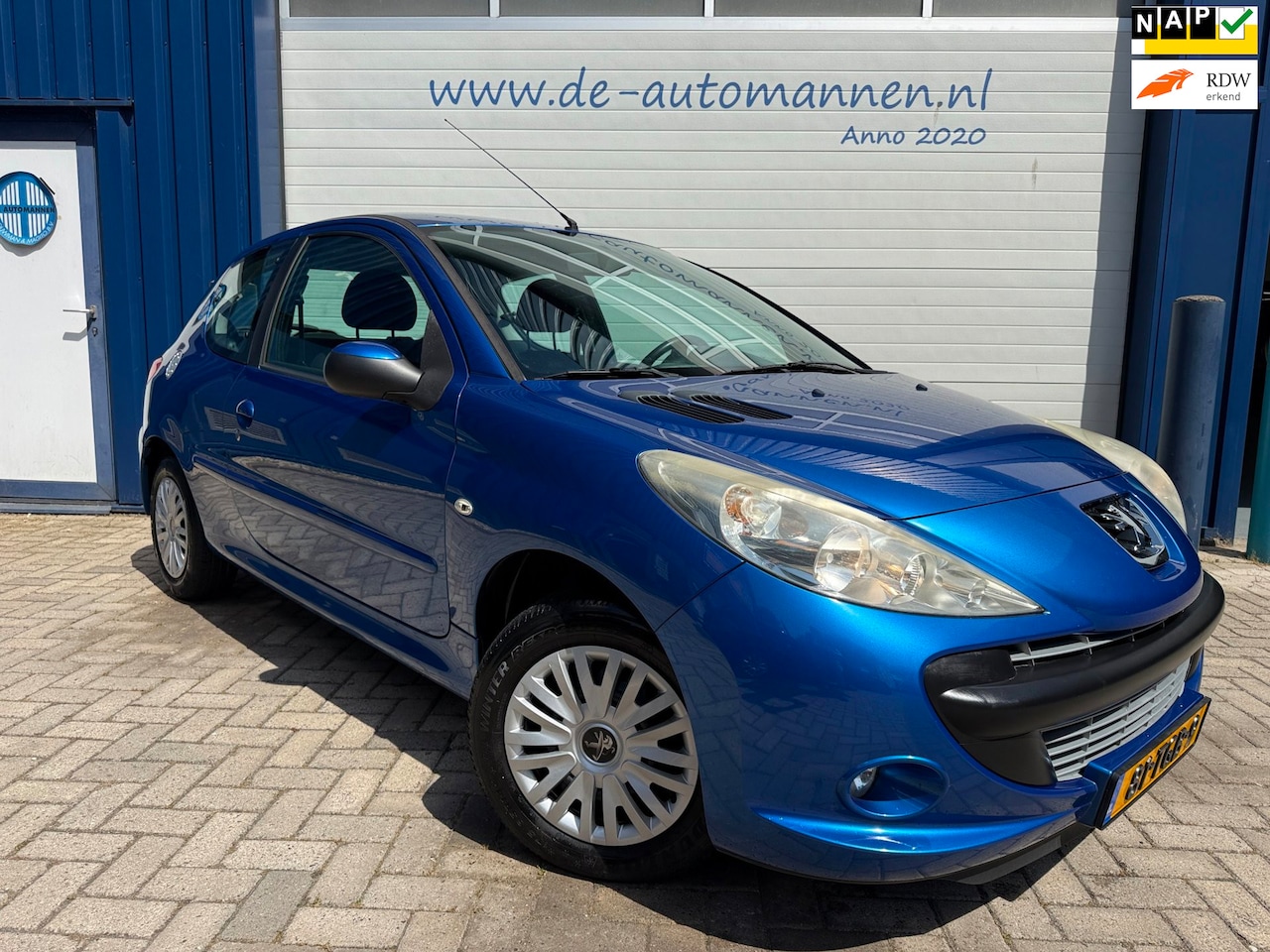 Peugeot 206 - 1.4 XS 3-deurs / AIRCO / CRUISE / TREKHAAK / NWE APK VOOR AFL - AutoWereld.nl