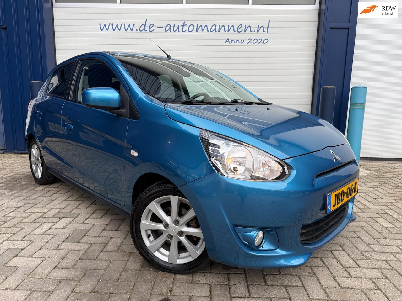 Mitsubishi Space Star - 1.2 Intense+ 80 pk 5-drs / AIRCO+ECC / 5-pers / AUDIO / LMV / APK 11-26 - AutoWereld.nl