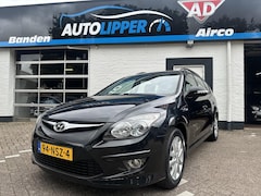 Hyundai i30 CW - 1.6i i-Motion /Nieuwe apk bij aflevering/Airco/Lm velgen