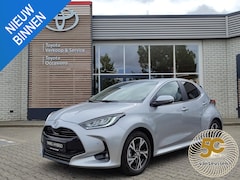 Toyota Yaris - HYBRID 115 DYNAMIC BLIND-SPOT PARK-SENSOREN STOEL/STUURVER APPLE/ANDROID KEYLESS 16" LM-VE