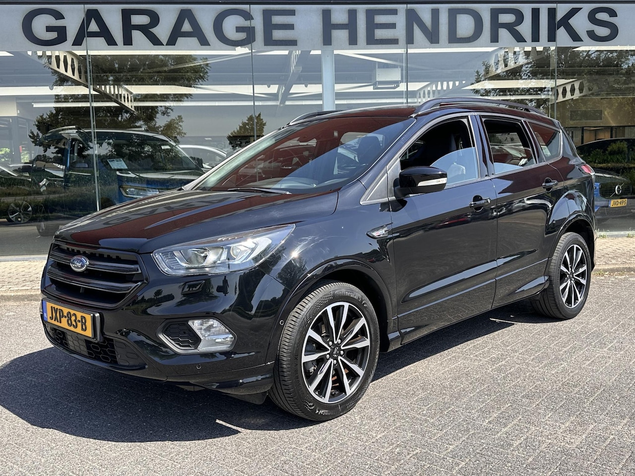 Ford Kuga - 1.5 150pk ST Line 150 PK | LED + Xenon-pack | Navi | Climate | Cruise Control | Stuur & St - AutoWereld.nl