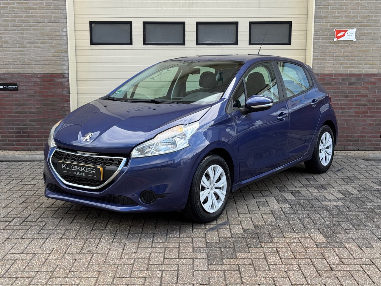 Peugeot 208 - 1.2 VTi Access NWE distributie|1E EIG|Dealer ondh.|Groot scherm - AutoWereld.nl