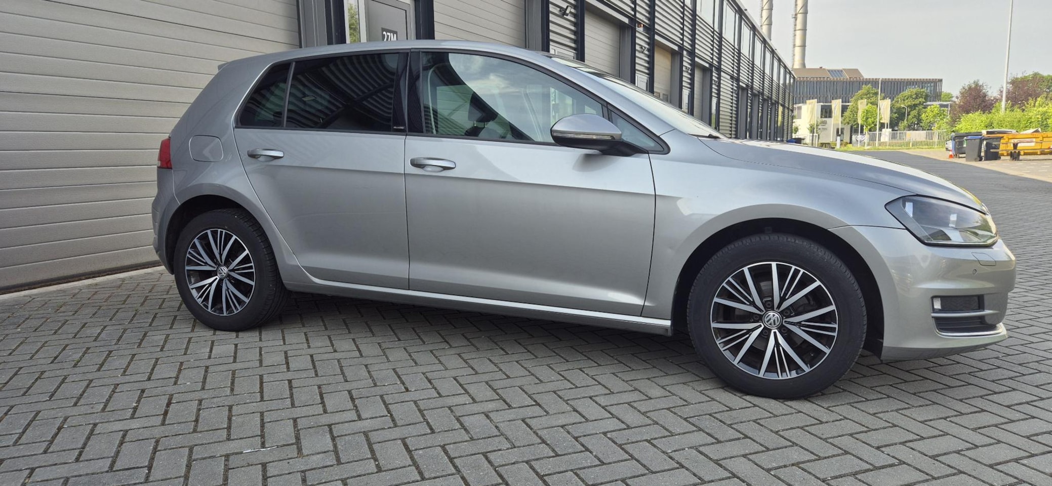 Volkswagen Golf - 1.2 TSI Allstar Airco | Cruise control | Stoelverwarming | PDC | CC | aangeboden voor een - AutoWereld.nl