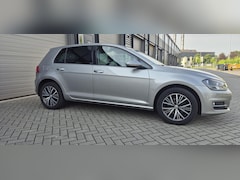 Volkswagen Golf - 1.2 TSI Allstar Airco | Cruise control | Stoelverwarming | PDC | CC | aangeboden voor een