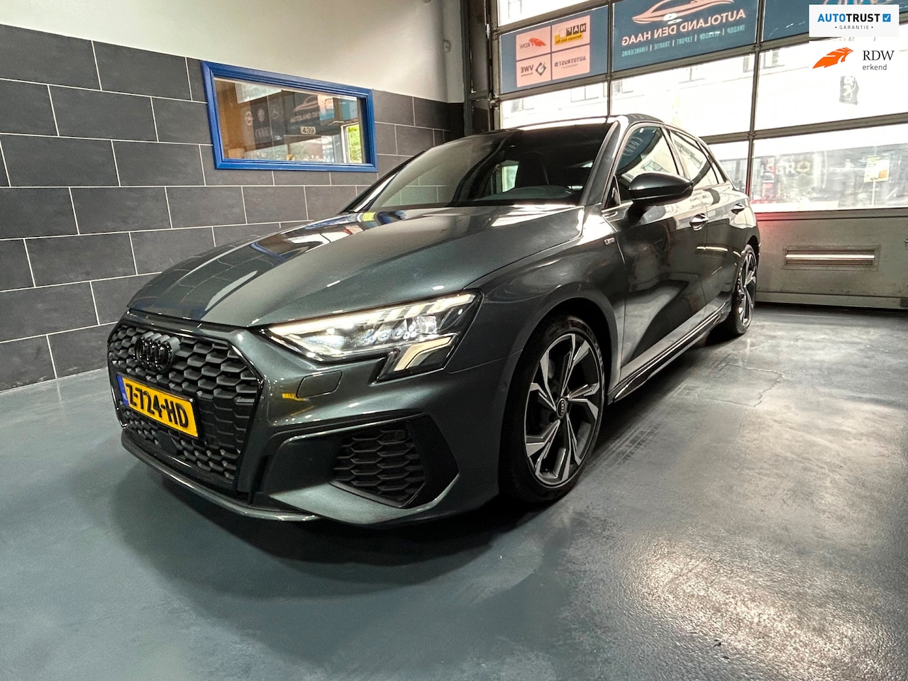 Audi A3 Sportback - 40 TDI quattro 200pk 3x S-line en S Tronic 2021 met NIEUWE apk - PANO CAMERA STOELVERWARMI - AutoWereld.nl