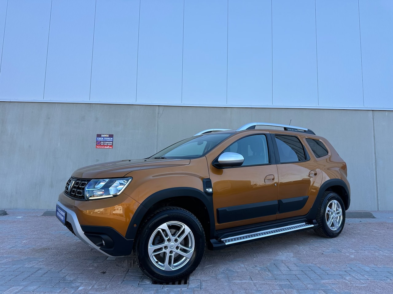 Dacia Duster - 1.3 TCe Prestige Climate C, Cruise C, Stoelverw, Navigatie!!!! - AutoWereld.nl