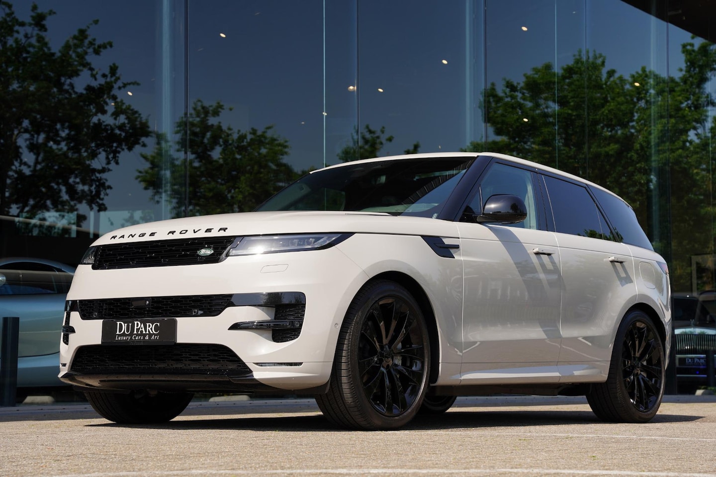Land Rover Range Rover Sport - P 460 E Dynamic HSE NIEUWE VOORRAAD - AutoWereld.nl