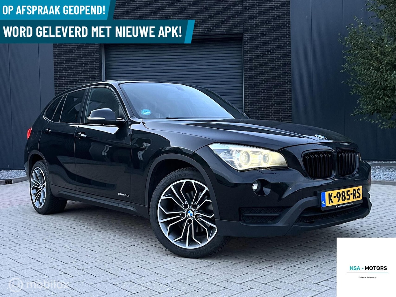 BMW X1 - sDrive20i High Executive|LEER|BLUET|STLVRM|AIRC - AutoWereld.nl