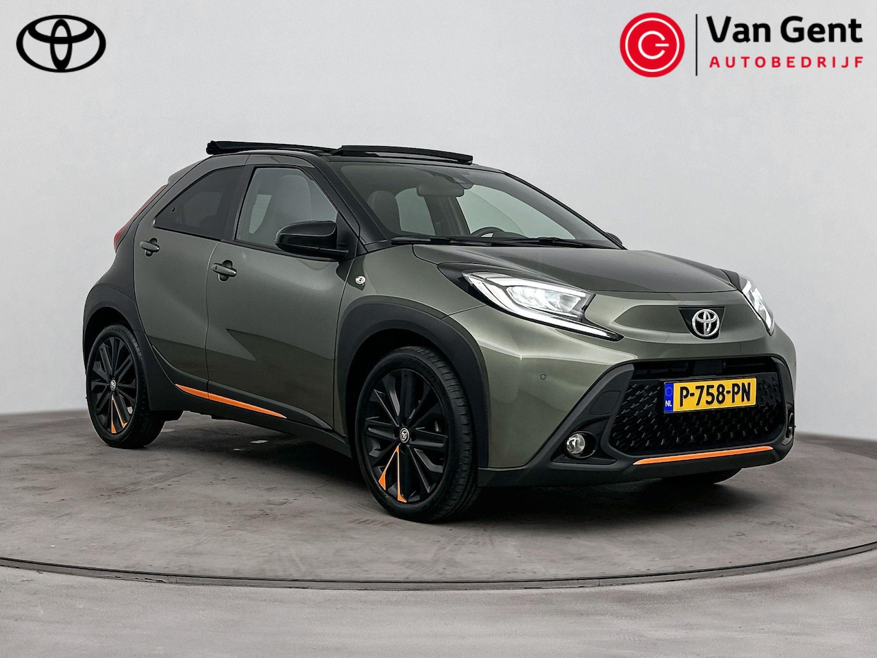 Toyota Aygo X - 1.0 VVT-i MT Limited | Elektrisch vouwdak | Stoelverwarming | JBL | LED | Adaptive Cruise - AutoWereld.nl