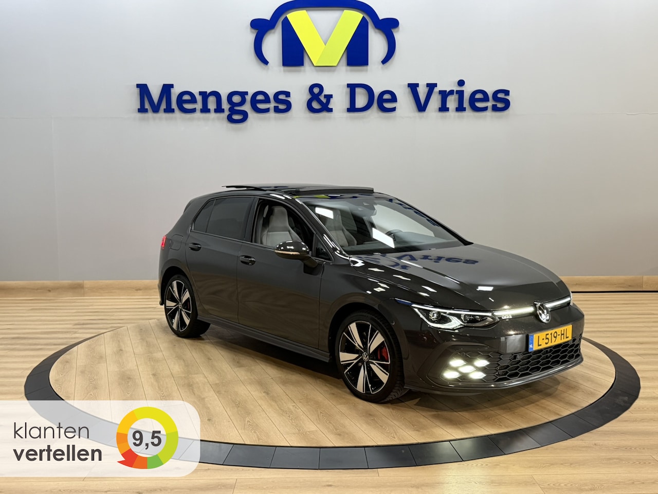 Volkswagen Golf - 1.4 eHybrid GTE Airco ECC | Panorama | Stoel Ventilatie\Verwarming | Camera | Sfeer | Memo - AutoWereld.nl