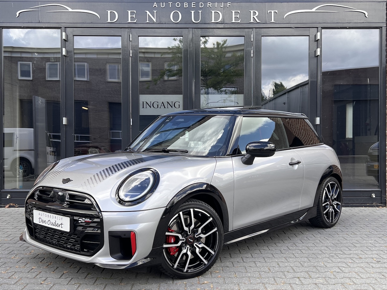 MINI 3-Deurs - 2.0 JCW John Cooper Works XL CARPLAY / MASSAGE / 360CAM / HARMAN - AutoWereld.nl