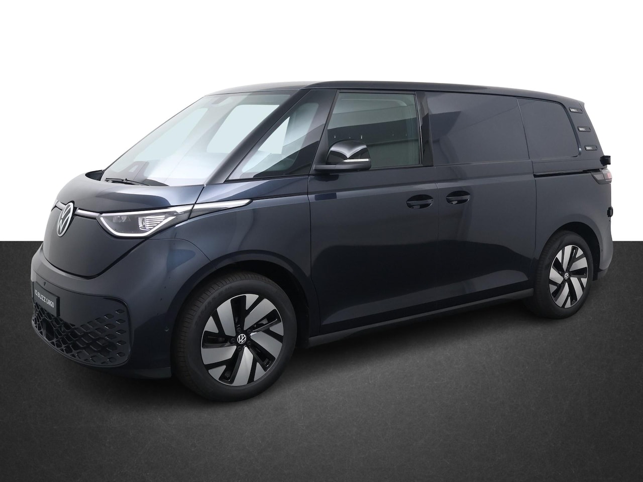 Volkswagen ID. Buzz Cargo - Bedrijfswagens Bulli Edition Elektromotor 210 kW (286 pk) 2988 mm | Alarm klasse 3 | Clima - AutoWereld.nl
