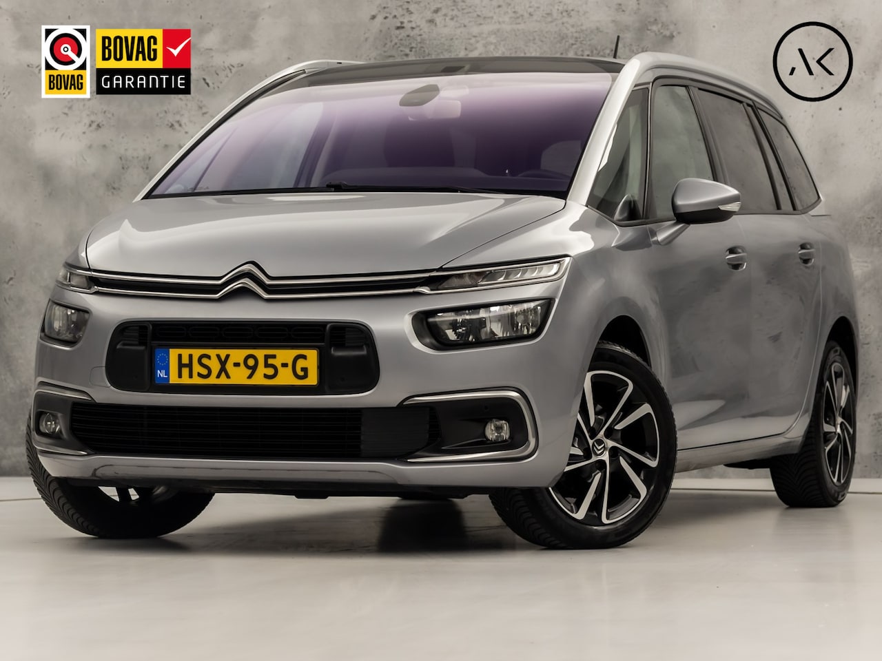Citroën Grand C4 Picasso - 1.2 PureTech Sport Automaat (APPLE CARPLAY, NAVIGATIE, CAMERA, TREKHAAK, SPORTSTOELEN, GET - AutoWereld.nl
