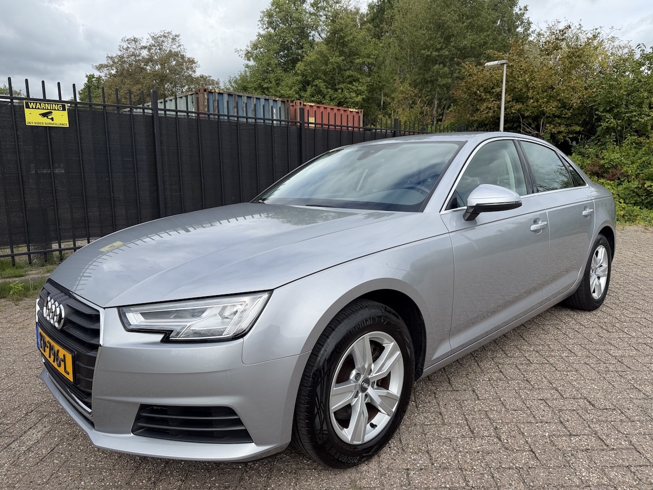Audi A4 Limousine - 1.4 TFSI Pro Line 6 Versn Clima/Navi/Cruise - AutoWereld.nl