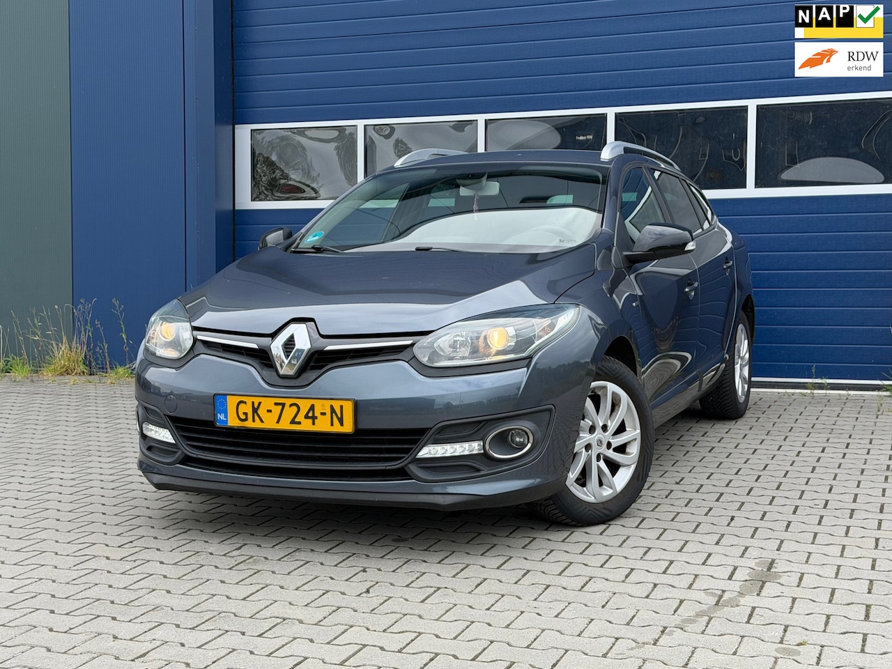 Renault Mégane Estate - 1.5 dCi Limited | Cruise control + Navi Nu € 4.950,- !!! - AutoWereld.nl