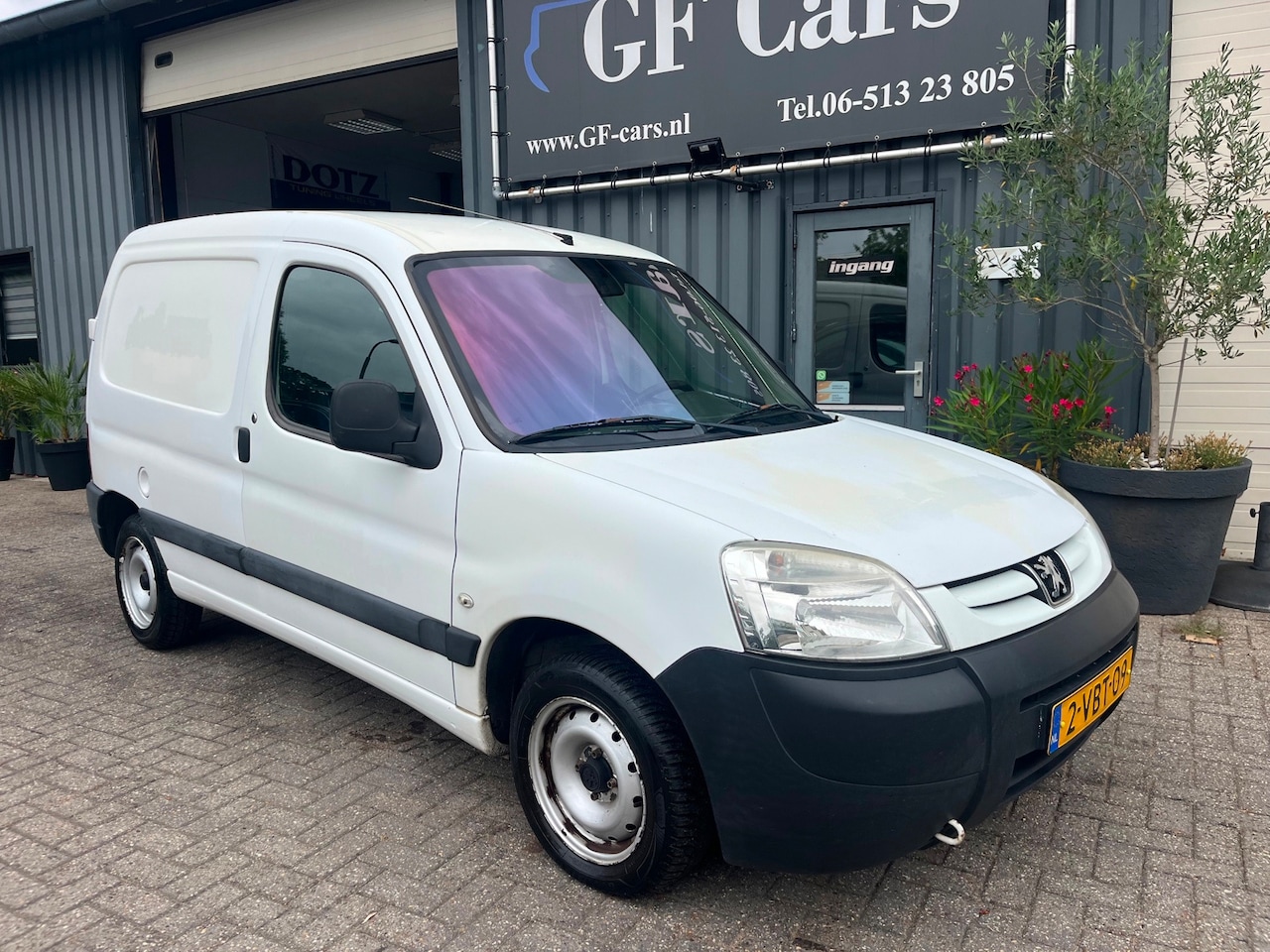 Peugeot Partner - 170C 1.6 HDI 2009 APK Nieuw - AutoWereld.nl