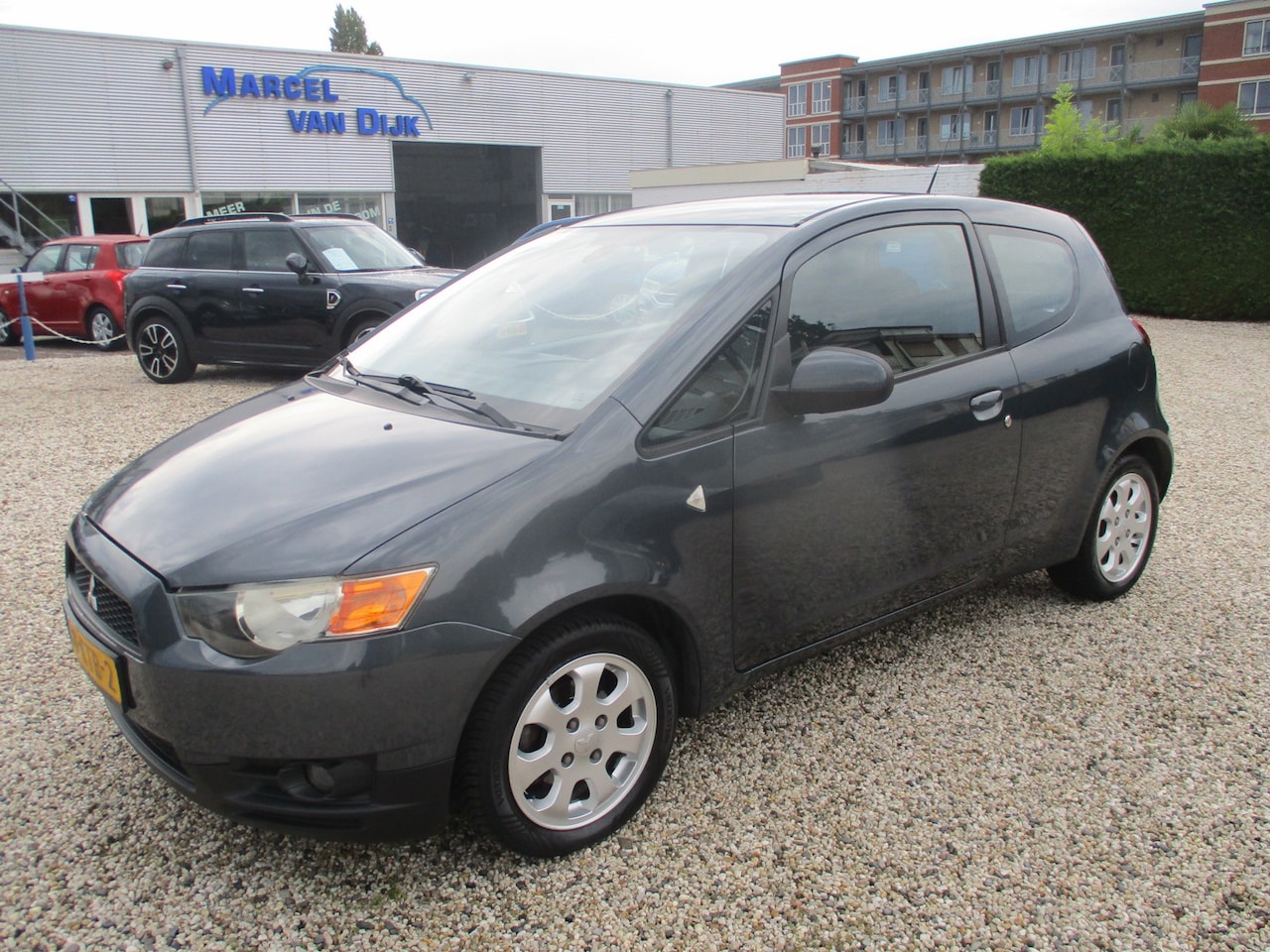 Mitsubishi Colt - 1.3i Edition Two - AutoWereld.nl