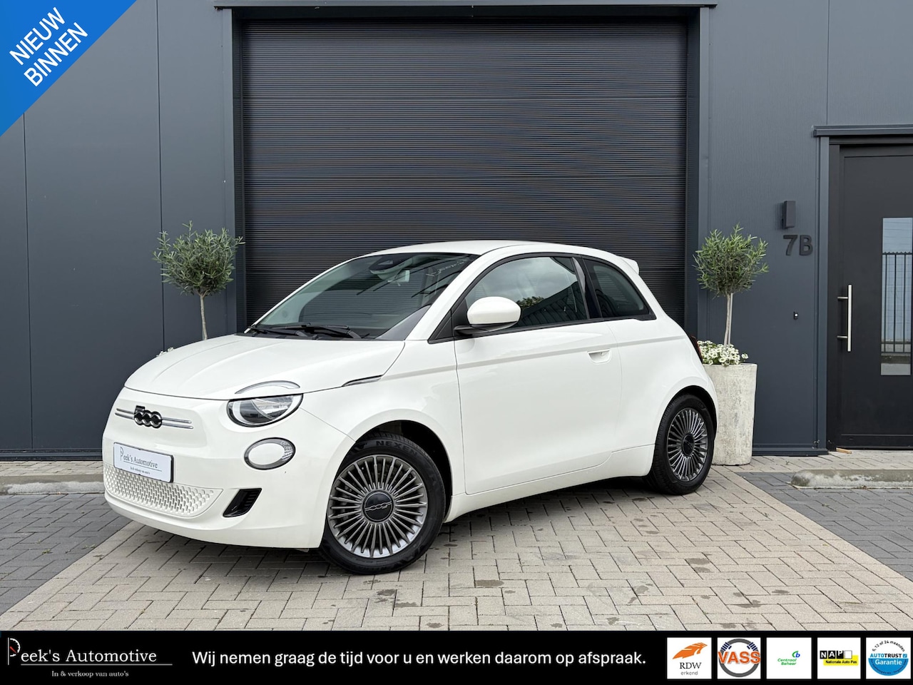 Fiat 500 - Icon 42 kWh | Clima | Cruise | Carplay | Draadloze telefoonlader | Navigatie | 93.6% SoH | - AutoWereld.nl
