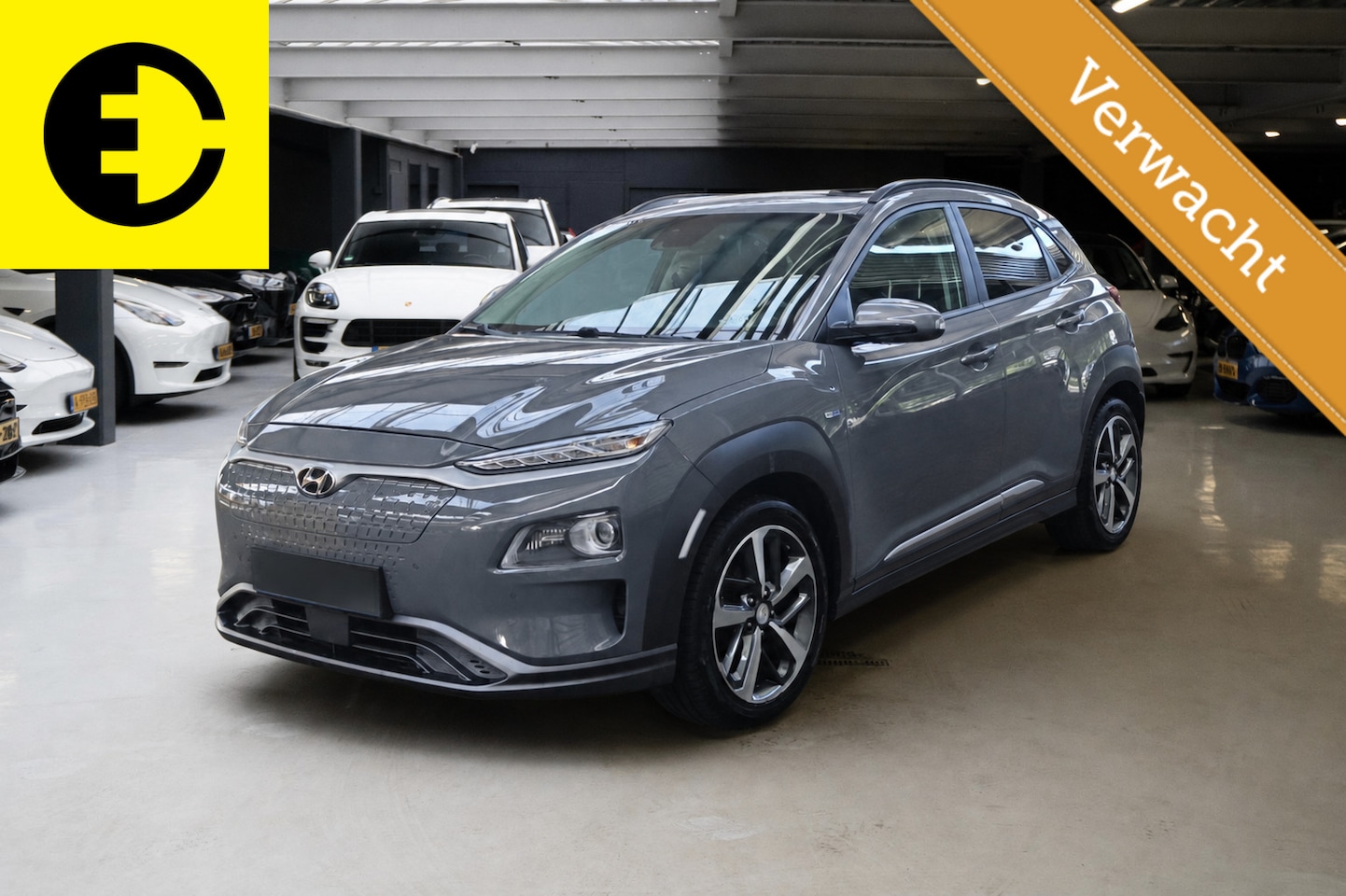Hyundai Kona Electric - EV Premium 64 kWh | SOH 89,6% | Stoelverkoeling | Adaptive cruise control - AutoWereld.nl