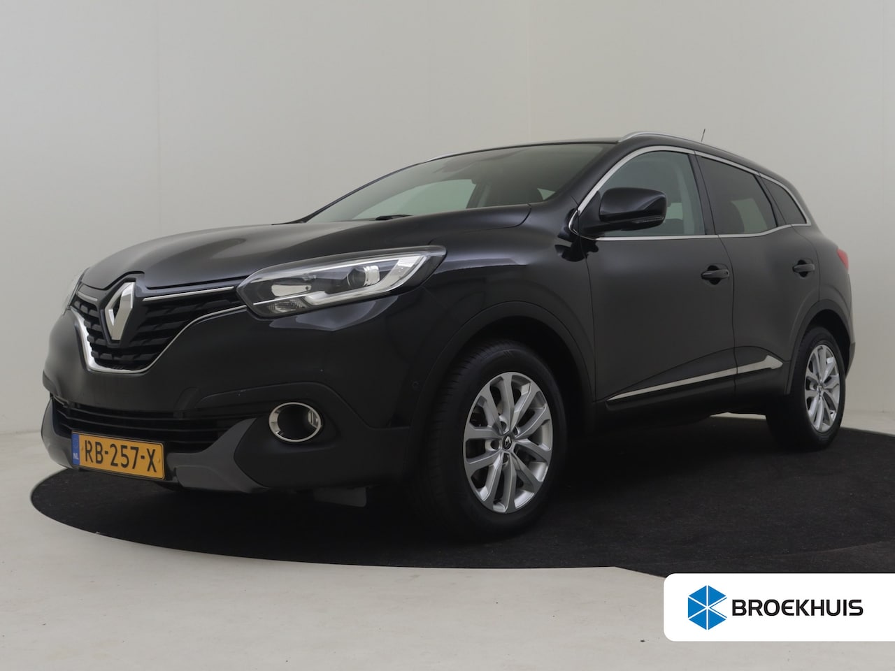 Renault Kadjar - 1.2 TCe Intens 130PK | Trekhaak | Achteruitrijcamera | Parkeersensoren | App connect | Par - AutoWereld.nl