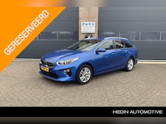 Kia Cee'd Sportswagon - Ceed 1.0 T-GDi 120PK DynamicLine | 20.000km | Trekhaak | All-Season| Navigatie | Camera |