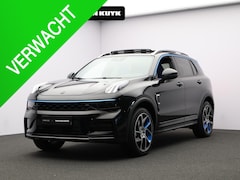 Lynk & Co 01 - 1.5 / Carplay / Camera / Adaptive Cruise / Panoramadak / Dodehoekdetectie / Stoelverwarmin