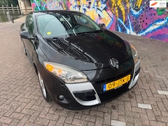Renault Mégane Coupé - 1.4 TCe Dynamique airco navigatie elektrische ramen cruise control rijd Perfect deuk voor